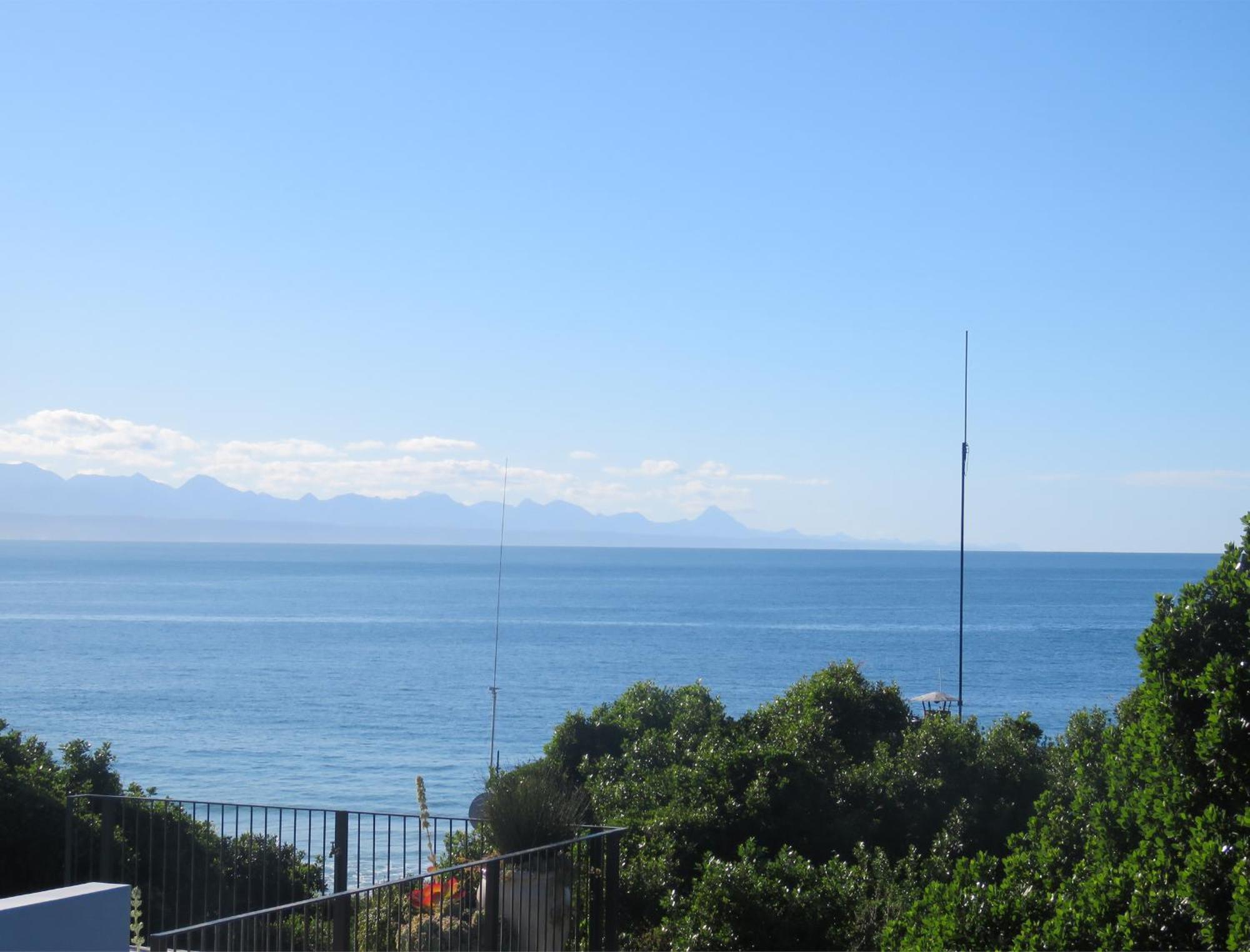 Millrock Beach House Плетенбърг Бей Екстериор снимка